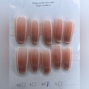 Elegant Ombre Press-On Nails ( 5 for $20 U PICK! )💅🏼
BUNDLE 5 PAIRS FOR $20!